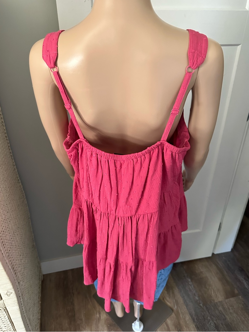 Torrid Tank - Picture 5 of 8